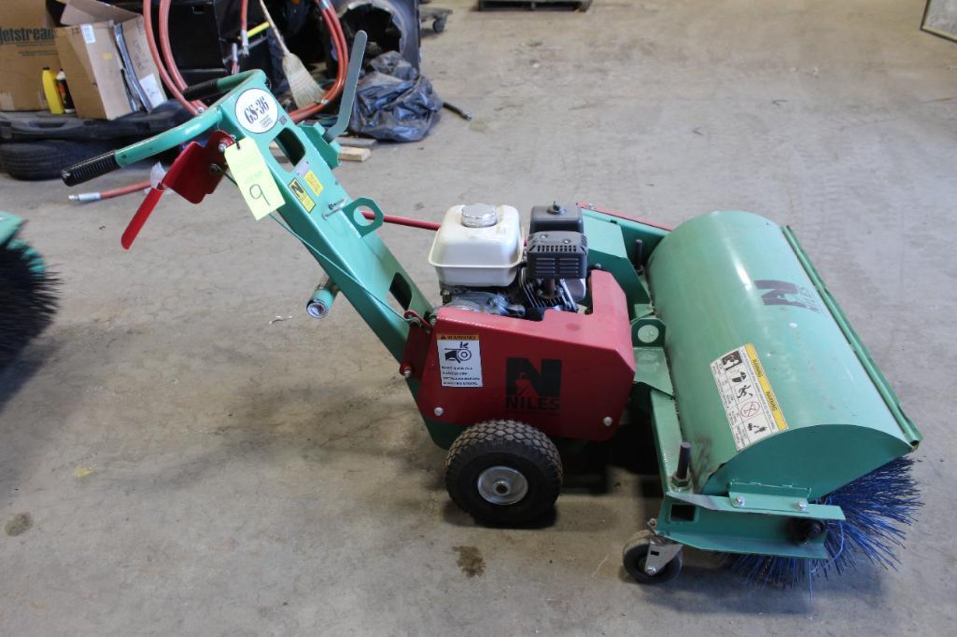 Specifications: Weight:266lb Dimensions: 62