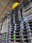 Plastic Pallets, 40 x 48 (approx. 90)