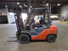5700# Toyota Model 8FGU30 LP-Gas Forklift Truck