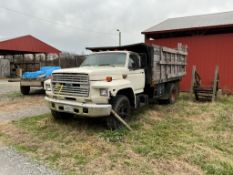 1986 Ford F700 Flatbed