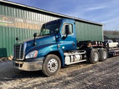 2018 Freightliner Cascadia 125 Day Cab SemiTruck, VIN # 3AKJGEDV4JS1U4022