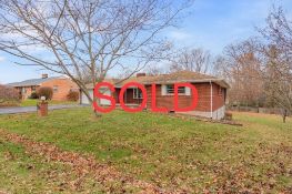 Charming 3 Bedroom, 1.5 Bath Home in Popular Christiansburg Neighborhood!