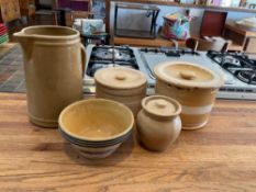 Group of 5 Vintage Ceramic Pieces