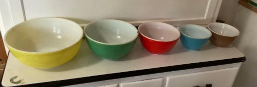 Vintage Pyrex Mixing Bowls
