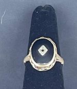 10k Yellow Gold and Onyx Ring