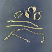 Assorted 14k Yellow Gold Scrap in need of repair