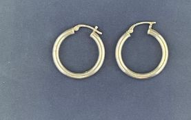14k hollow Yellow Gold Hoop Earrings