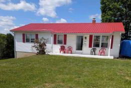 4 Bedroom 1.5 Baths on 6 Acres