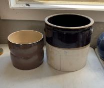 5 Gallon Brown and White Crock
