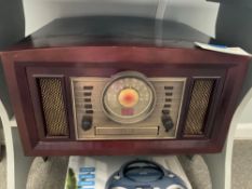 Crossly Vintage Style Radio and CD Player
