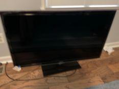 Samsung Flatscreen Swivel TV 46 inch