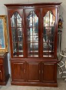 Traditional Cherry China Cabinet/Hutch