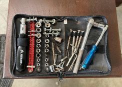 Small Portable Zipper Tool Kit