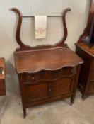 Antique Quartersawn Oak Washstand