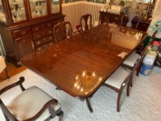 Mahogany Dining Table with 7 Chairs and 2 Leaves