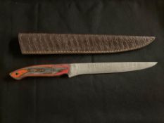 Fixed Blade Hunting Knife with Leather Sheath