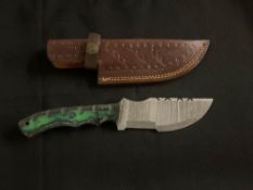 Custom-Style Fixed-Blade Knife with Leather Sheath