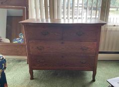 Antique American Victorian Chest of Drawers with Mirror
