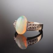 14K Gold 3.39ct Opal and Diamond Ring