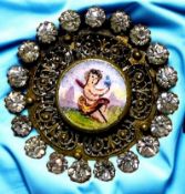 A DIVISION ONE PICTORIAL ENAMEL BUTTON