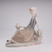 Lladro Porcelain Figurine Shepherdess with Dove 01004660