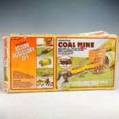 Boxed Set of HO Scale Model Train Accessories, Life-Like Coal Mine