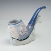 Lladro Porcelain Sealore Pipe and Stand 01005613