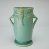 Roseville Pottery Crystaline Green Vase, Velmoss II