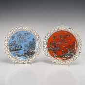 Pair of Wedgwood Stag Pattern Red and Blue Plates