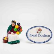 Royal Doulton, The Old Balloon Seller HN 2129 Figurine and Display Plaque