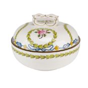 Wedgwood Lidded Sauce Tureen, Silhouette Pattern