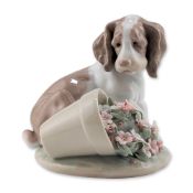 Lladro It Wasnt Me Porcelain Figurine 7672
