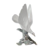 Lladro Porcelain Turtle Dove Figurine