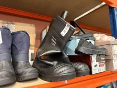 PAIR OF GRAFTERS BLACK SAFETY WELLIES - UK 12 (NEW)
