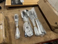 ASSORTMENT OF CUTLERY