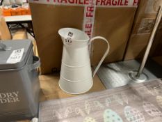WHITE LIVING NOSTALGIA WATER JUG