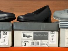 PAIR OF MOD COMFYS NAVY LADIES COURT SHOES - SIZE 2 (NEW)