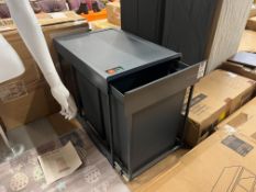 GREY BUILT-IN DUAL KITCHEN BIN