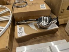 CITRUS JUICER / SQUEEZER TOOL