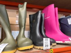 PAIR OF STORMWELLS BLACK WELLIES - UK KIDS 12 (NEW)