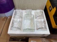 WHISKEY DECANTER & 4PC TUMBLER SET (NEW)