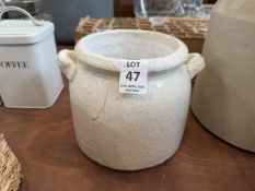 RAVELLO CERAMIC WHITE POT W/ HANDLES