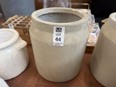 GREY CONCRETE PLANTER - DIAMETER 8.5