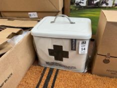 GARDEN TRADING FIRST AID TIN