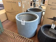 2X GARDEN TRADING BROCKWELL PLANTERS - GREY (CHIPPED)