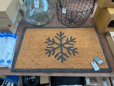 GARDEN TRADING COIR SNOWFLAKE DOORMAT - 65 X 40CM