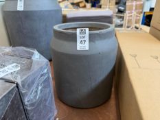 GARDEN TRADING DRAYCOTT PLANTER - PEBBLE