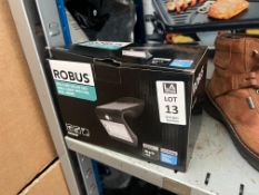 ROBUS 3.2W SOLAR LED WALL LIGHT W/ PIR MOTION