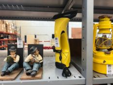 KARCHER CORDLESS WINDOW VAC (WORKING)