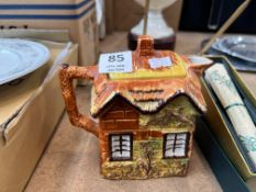 PRICE KENSINGTON COTTAGE WARE TEA POT